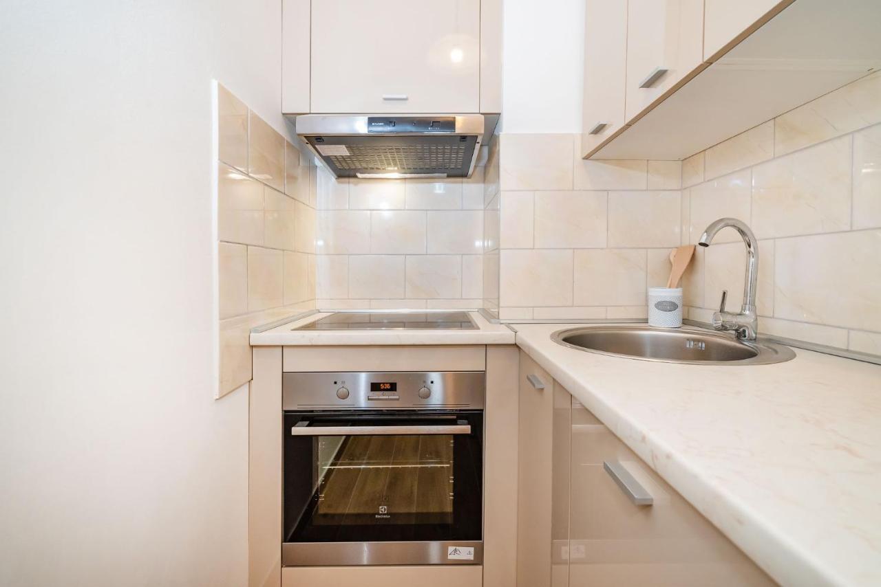 History Center Apartman